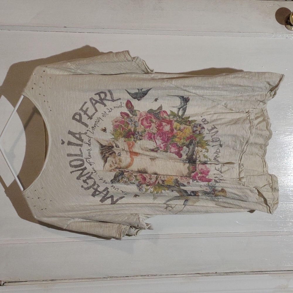 Magnolia Pearl tee